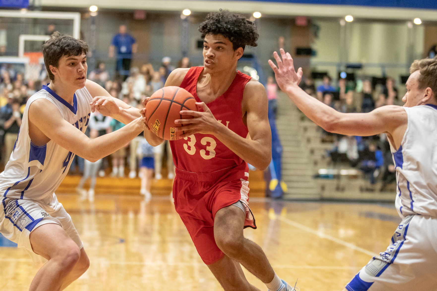 Stevens 52, Central 51